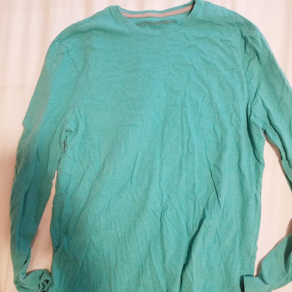 Banana Republic basic long sleeve shirt